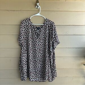 Torrid Leopard Print Short Sleeve Blouse - Size 5x - Casual Business Casual